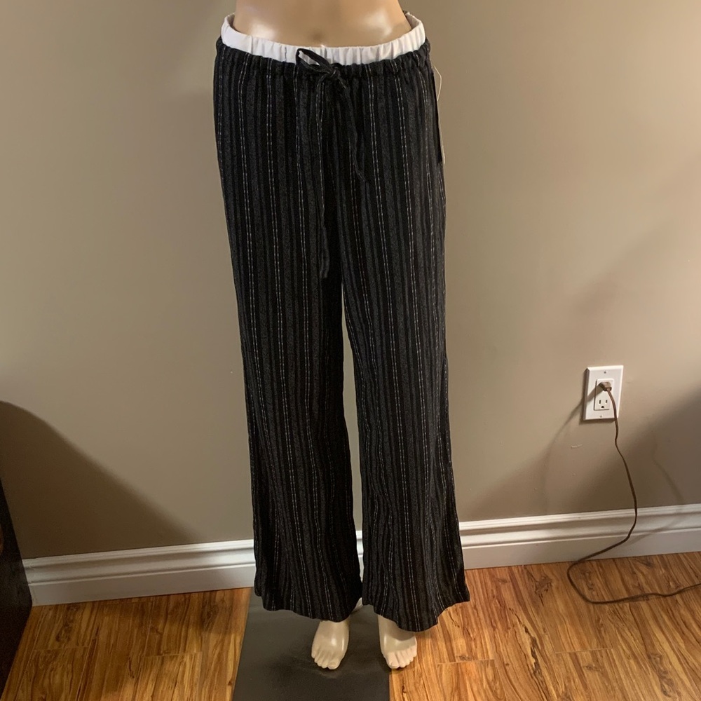 NWT Rewash Black and White Pinstripe Pants medium